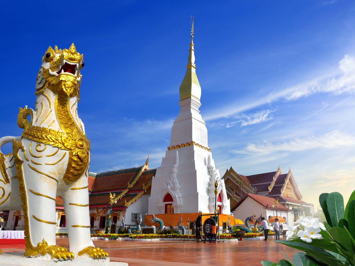Local day tours in Sakon Nakhon